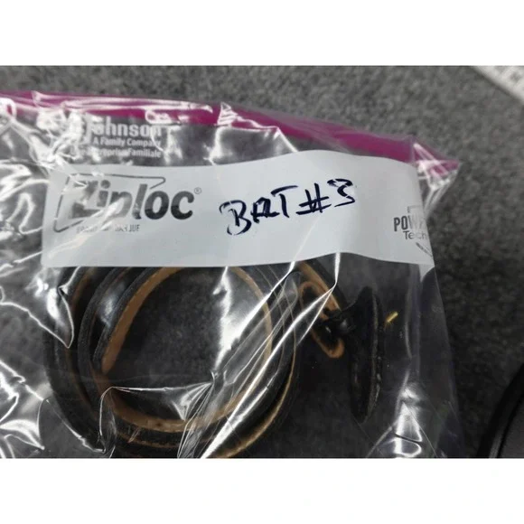 Banana Republic‎ Black Embossed Leather Oval Buckle Belt Size S